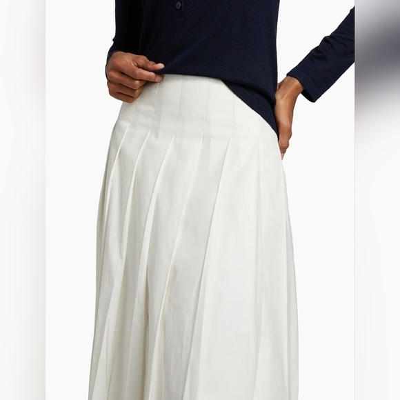Reformation White Skirt Size 6 - Picture 8 of 8